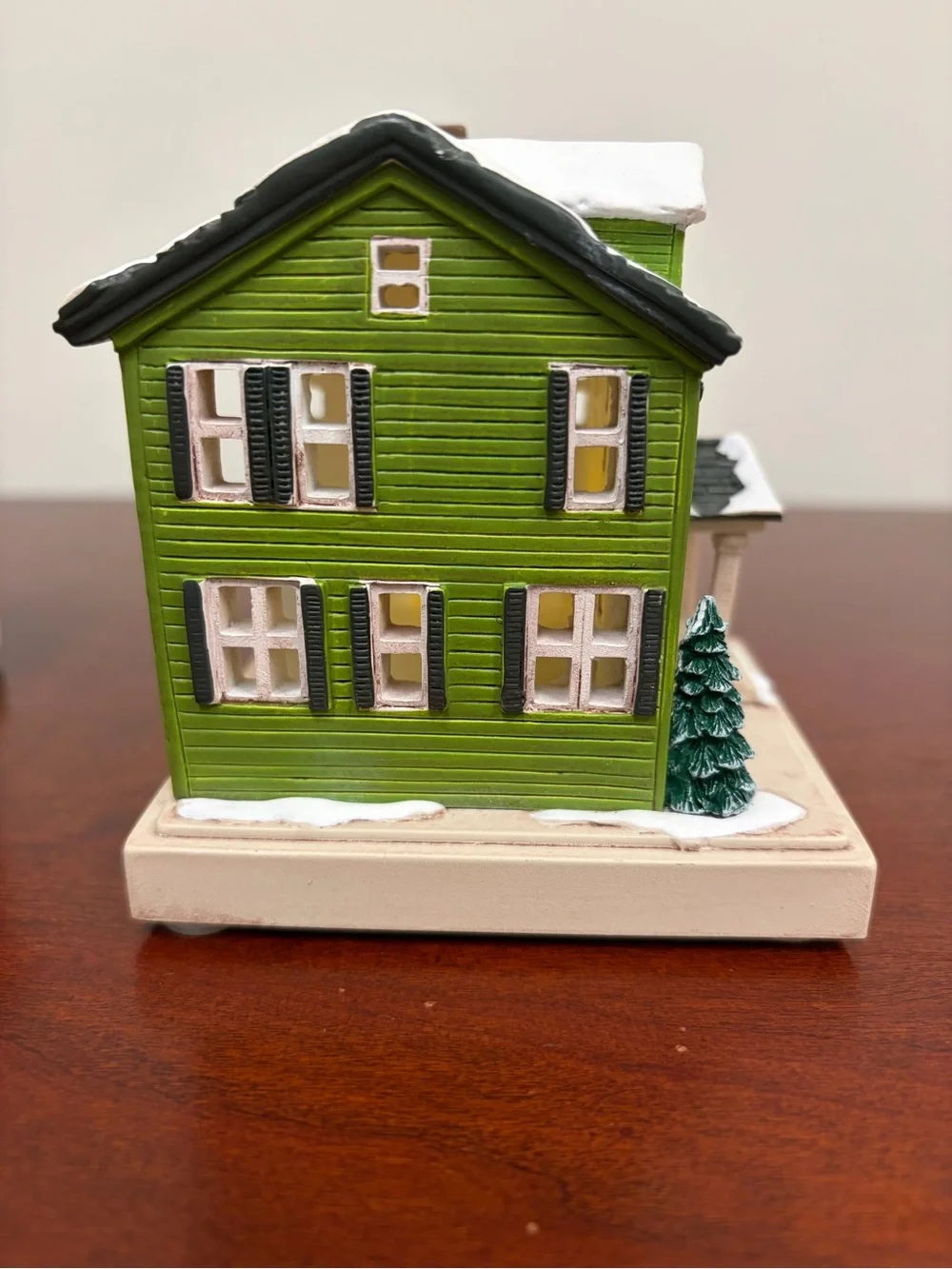 Hallmark 2018 Christmas Houses Stocking Holders
